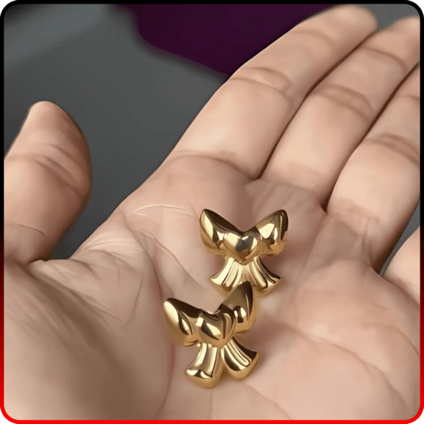 Heart Shape Stud Earrings – 18K Gold Plated Anti-Tarnish & Waterproof